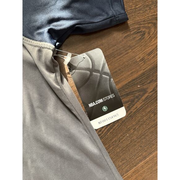 CUTE Minnesota Timberwolves Women's Sz Sm Blue NBA T-Shirt, NEW&NICE! - Picture 5 of 7